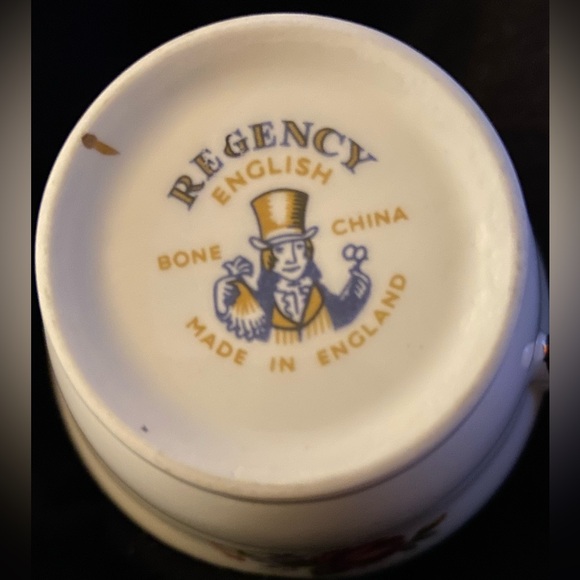 Regency English Bone China Teacup & Saucer set of 2 - Picture 5 of 5